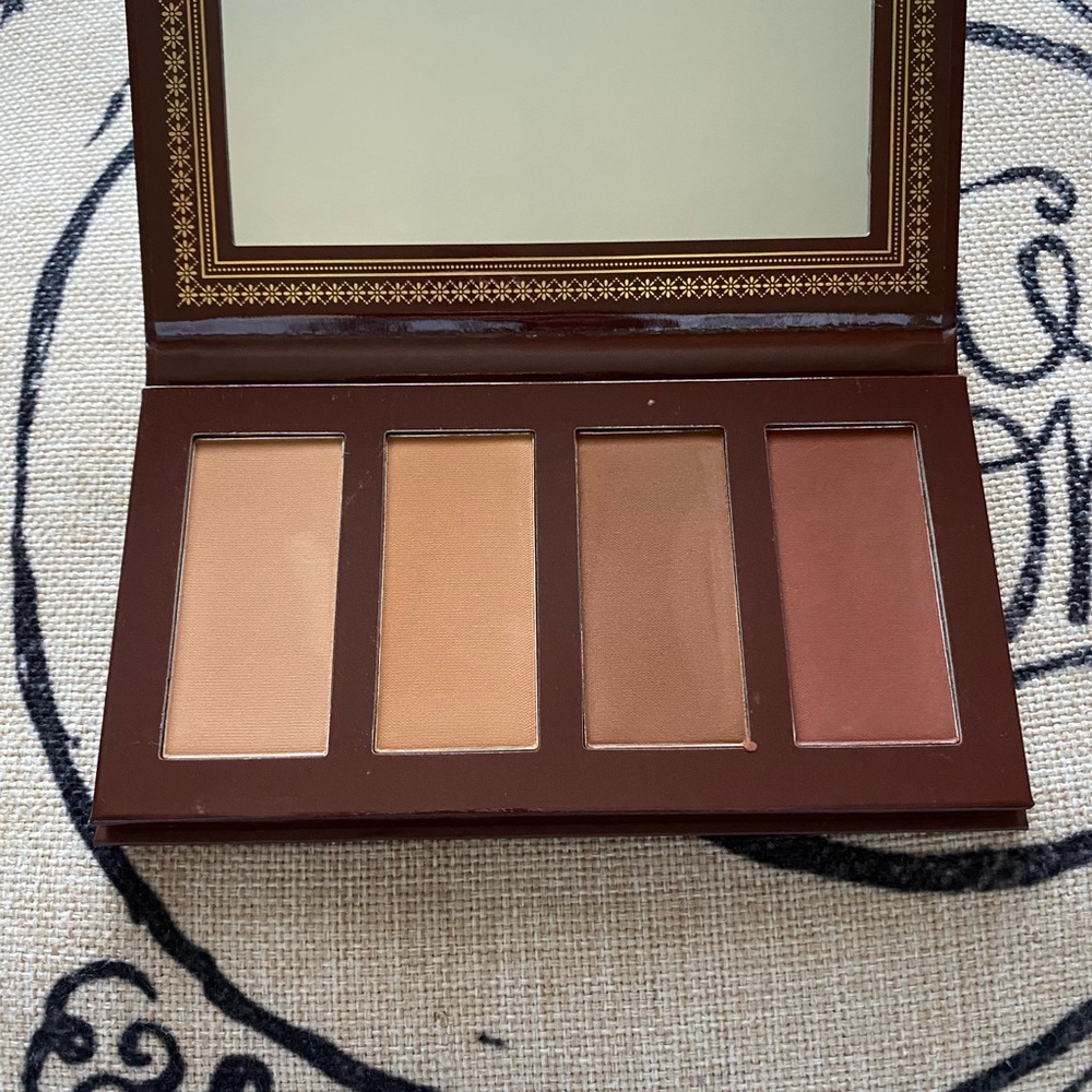 Bronzer - Picture 3 of 3